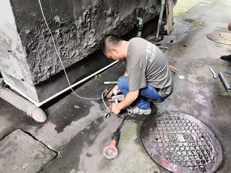 西安水管水龍頭維修-西安暗管漏水補(bǔ)漏-西安管道滲水檢測處理